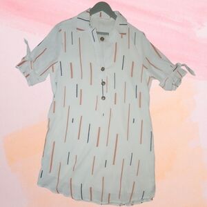 Lush White Tunic with Striped Pattern Medium